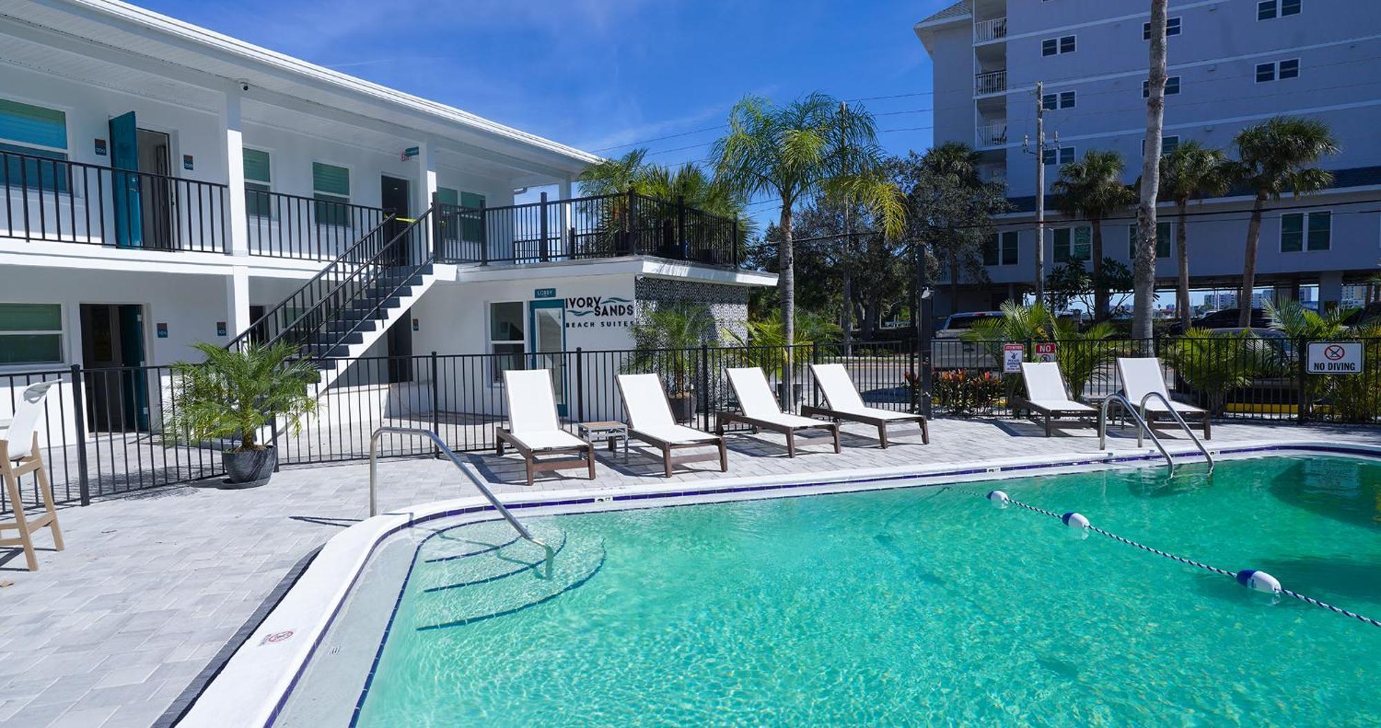 Ivory Sands Beach Suites 클리어워터 비치 외부 사진